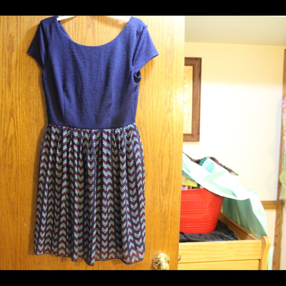 Navy dress